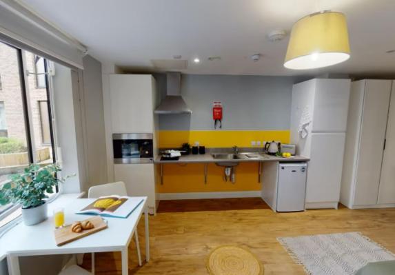 Pebble Mill Premium Student In * Birmingham